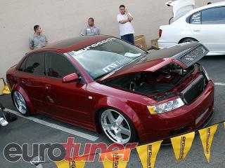 0502et_showoff_22_z.jpg