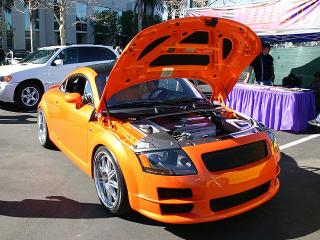 0502et_socaleuro_06_z.jpg