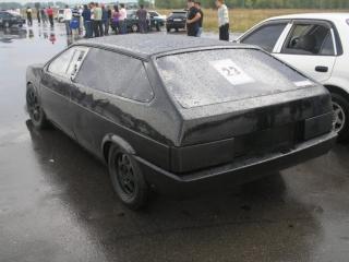 x_51bfb726.jpg