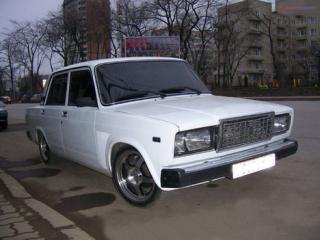 vaz2107_4_03.jpg