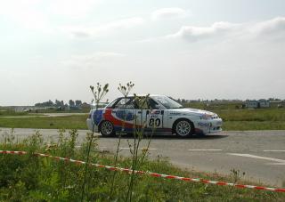 2236765897_e64b339d47_b.jpg