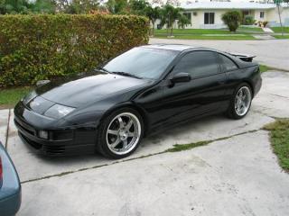 Nissan300ZXwIkonGT6HB02.jpg
