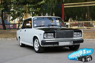 100819663.jpg